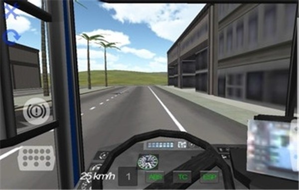 蓝色公交巴士驾驶_一笑下载站